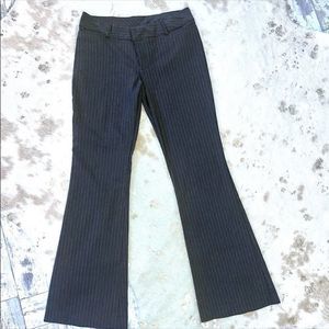 Wearever Pin Striped Flare Trousers Side Pockets Gray Size 11 💗